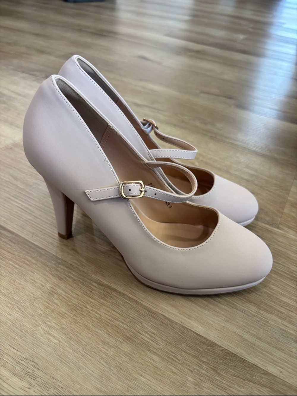 NEW Women’s IDIFU IN4 Mary Jane’s